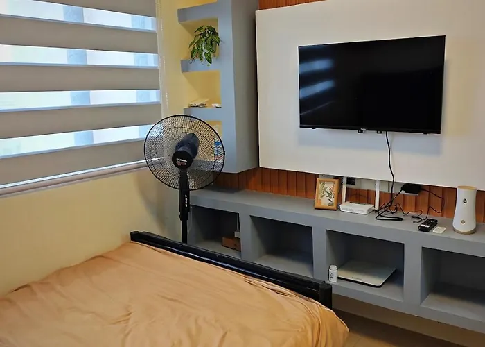 Unit, 2 Beds, Wi-fi, Free Amenities Манила